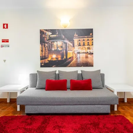 Lisboa, Lisbon, Charming Patio House, , Wifi, Air Conditioning, Near Metro, By Ig Apartment Lisbon