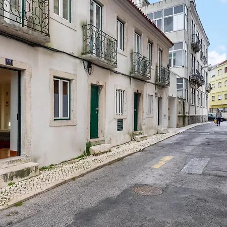 Lisboa, Lisbon, Charming Patio House, , Wifi, Air Conditioning, Near Metro, By Ig