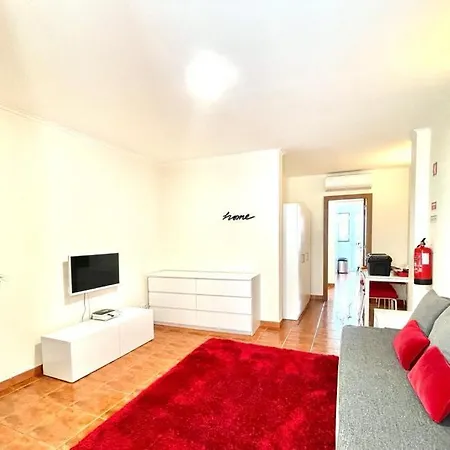 Appartement Lisboa, Lisbon, Charming Patio House, , Wifi, Air Conditioning, Near Metro, By Ig Lisboa