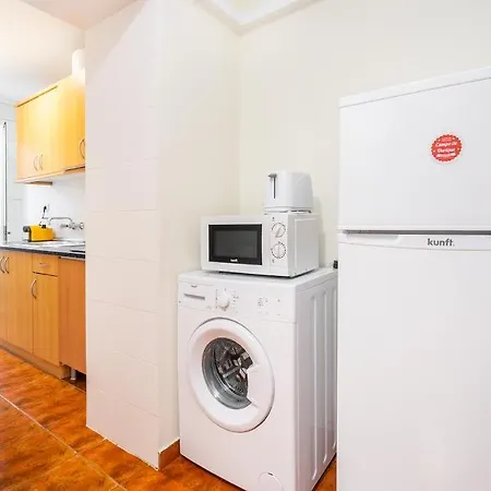 Appartement Lisboa, Lisbon, Charming Patio House, , Wifi, Air Conditioning, Near Metro, By Ig *